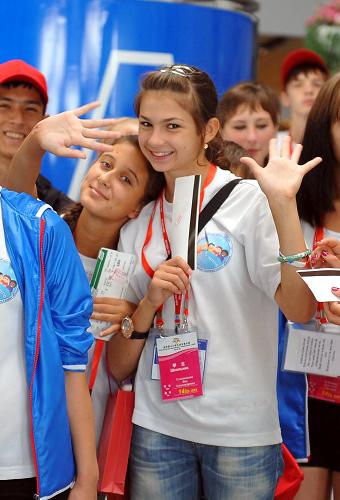Участники международной смены 'дети Мира' вернулись из Китая в Приморье