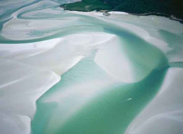Залив Белый песок в Австралии