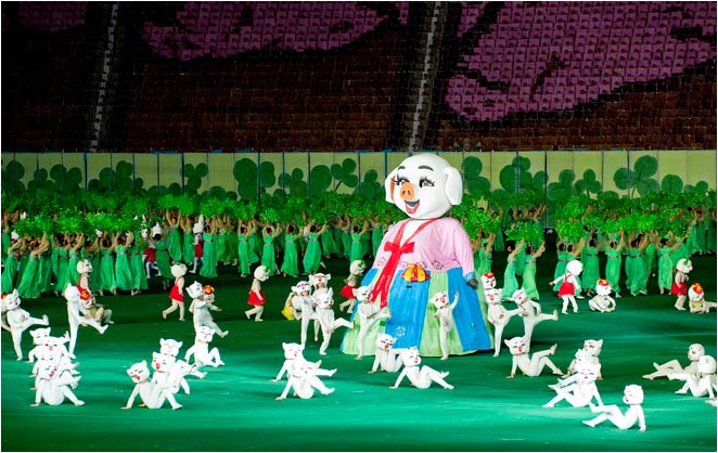 Массовое художественное шоу «Ариран» в КНДР