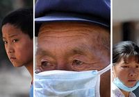 Глаза пострадавших людей в уезде Чжоуцюй