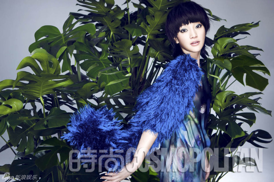 Чжоу Сюнь на обложке модного журнала «COSMO»