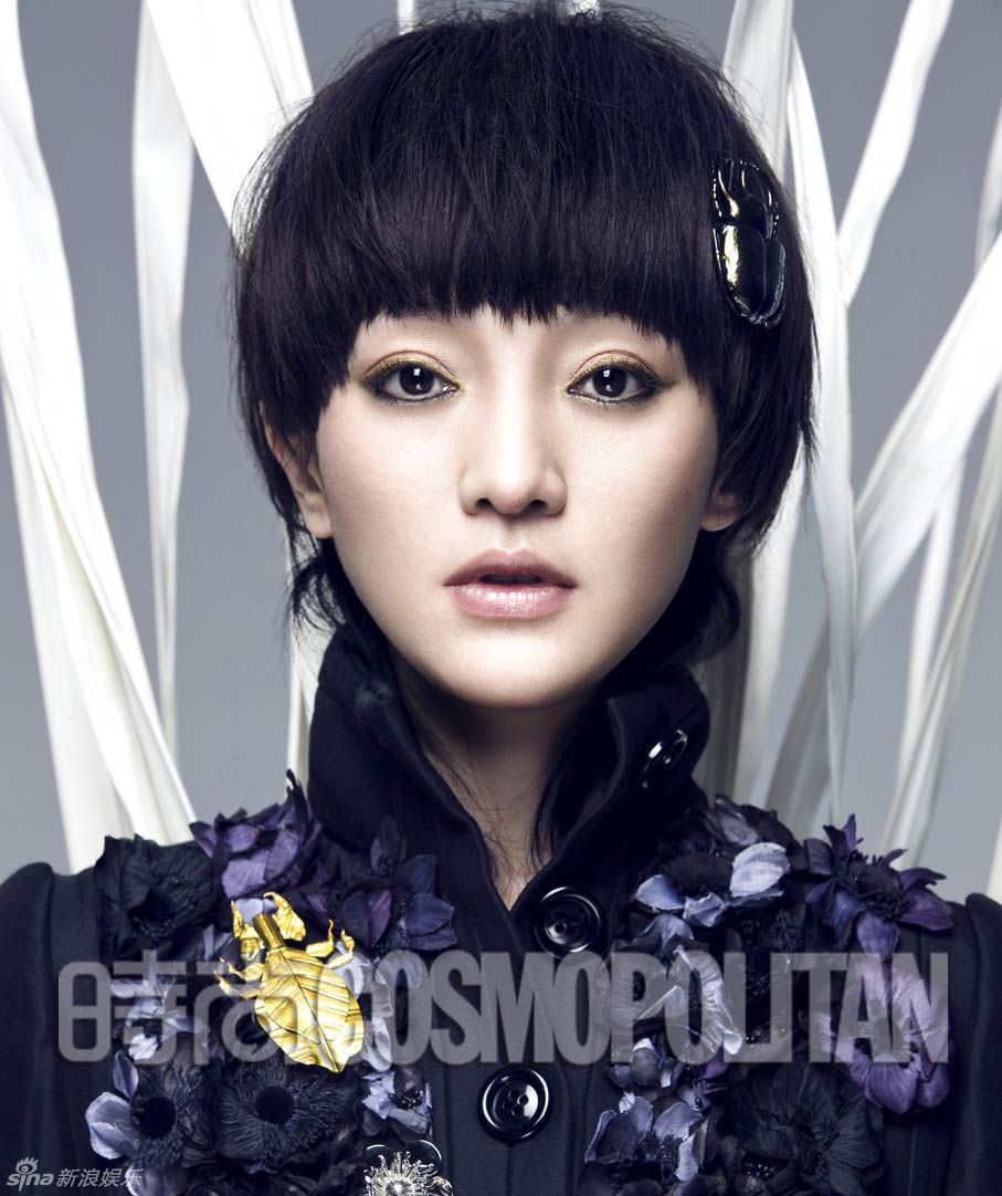 Чжоу Сюнь на обложке модного журнала «COSMO»