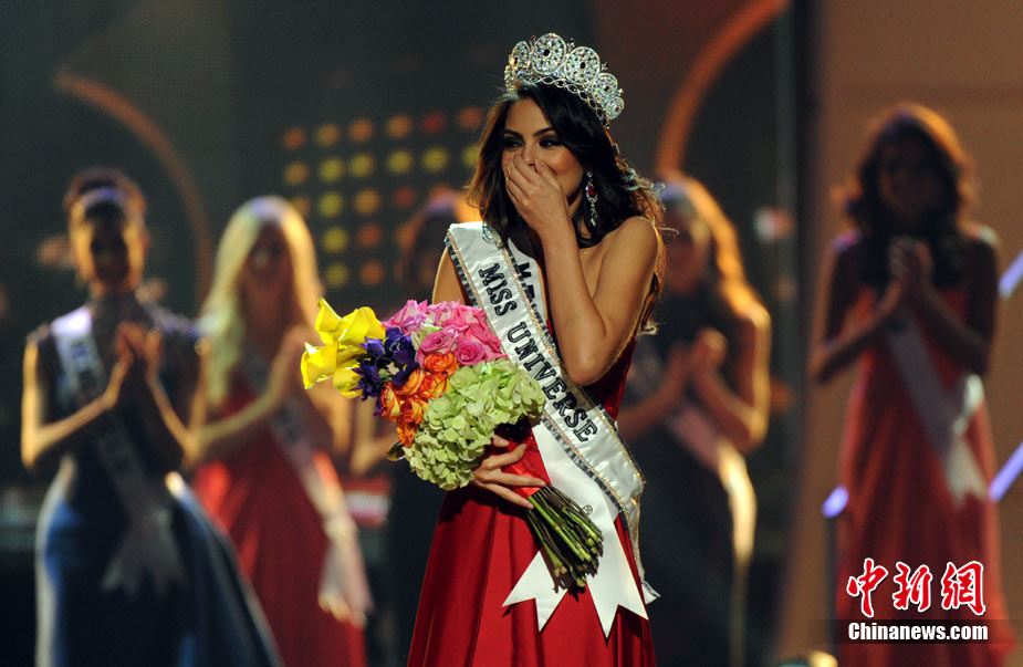 В Лас-Вегасе 23 августа завершился конкурс «Мисс Вселенная-2010». Корону победительницы получила 22-летняя представительница Мексики Химена Наваррете.