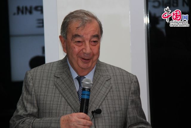 Евгений Примаков принял активное участие в мероприятиях Российского павильона на ЭКСПО-2010