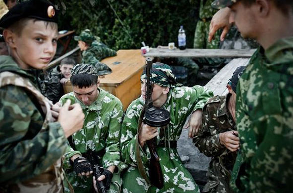 Военная подготовка подродстков в России