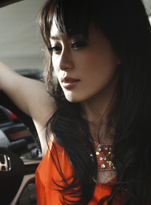 Самая красивая преподавательница Пекинского университета Дай Фэйфэй24