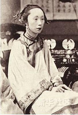 Модные прически китайских женщин в 19-м веке