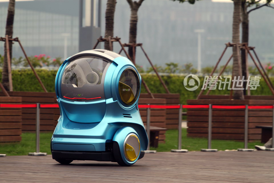 Концептуальные автомобили из павильона «Дженерал Моторс» на ЭКСПО в Шанхае выполняют «невыполнимые задачи» 