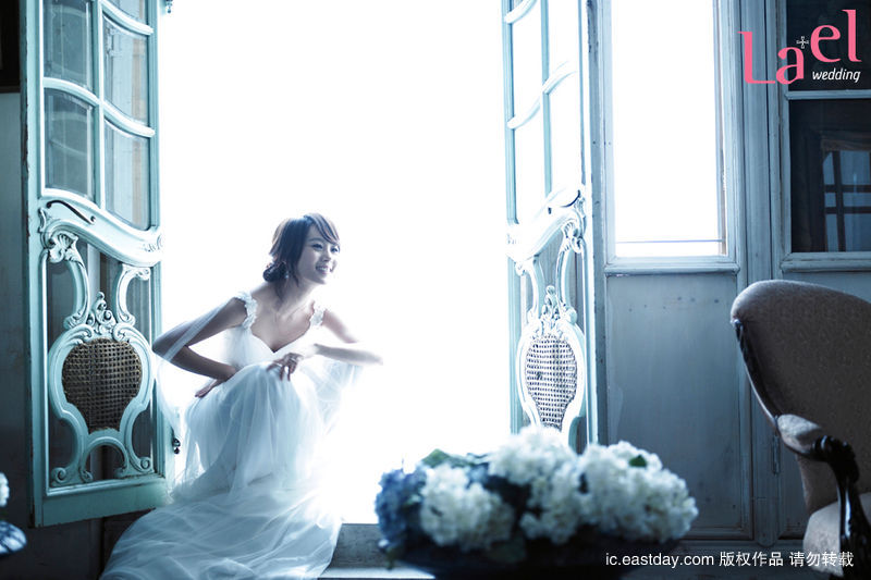Красивые свадебные фотографии южнокорейской певицы Ли Со Йонг 