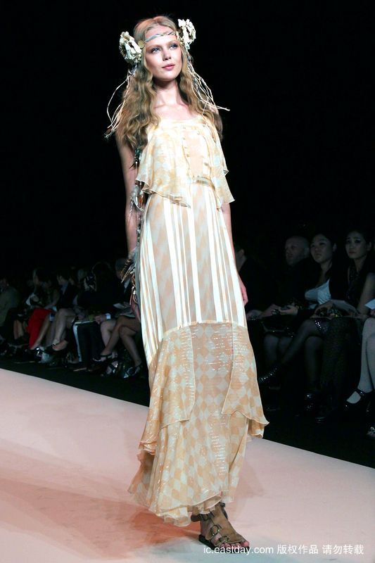 Неделя моды в Нью-Йорке сезона «Весна-лето 2011»: коллекция «Anna Sui» 