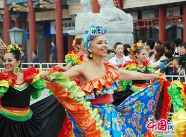Замечательные фотографии XII Международного туристического фестиваля в Пекине