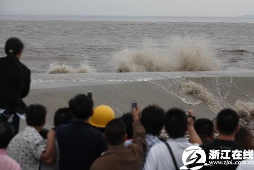 В реке Цяньтанцзян будет самый большой прилив за последние 8 лет