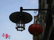 Старая улица Чжухайлу города Бэйхай Гуанси-Чжуанского автономного района имеет столетнюю историю. Она была построена в 1883 году. Все здания на улице представляют смесь китайского стиля с европейским.