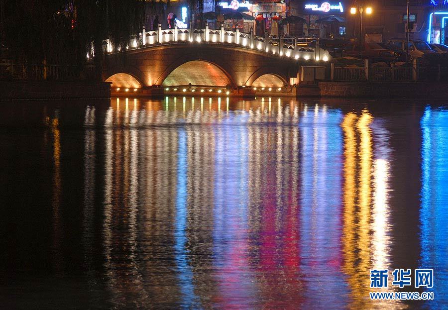 Красивые ночные пейзажи в Пекине во время празднования Дня образования КНР