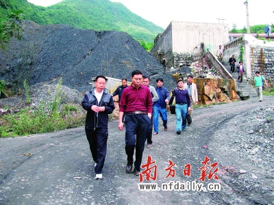 6 человек погибли в результате выброса газоугольной смеси на шахте в Юго-Западном Китае
