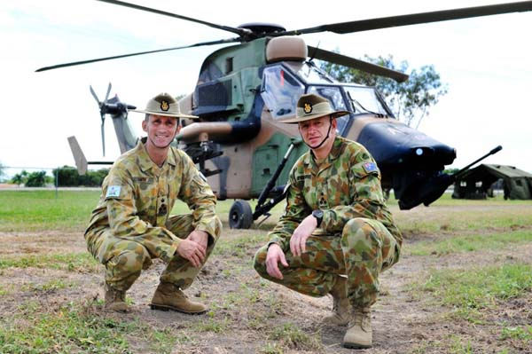 Вертолеты и танки по последней технике сухопутных сил Австралии