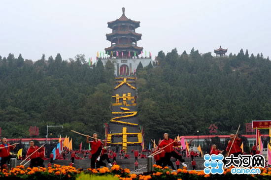На Фестивале ушу монастыря «Шаолиньсы» 60 тыс. человек продемонстрируют кунфу 1