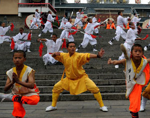 На Фестивале ушу монастыря «Шаолиньсы» 60 тыс. человек продемонстрируют кунфу 3