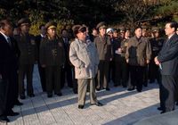 Ким Чен Ир отметил необходимость вечно обращаться к блестящим и великим делам павших китайских народных добровольцев