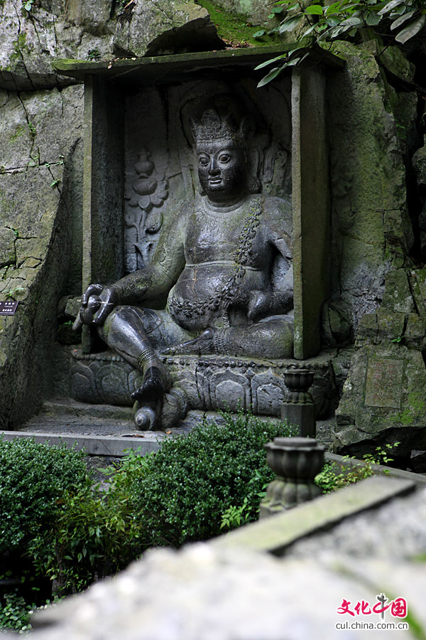 Ханчжоуский буддийский храм «Линъиньсы» 