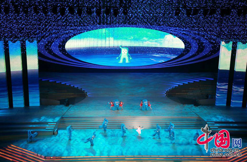 Художественные выступления на церемонии закрытия ЭКСПО-2010 в Шанхае 