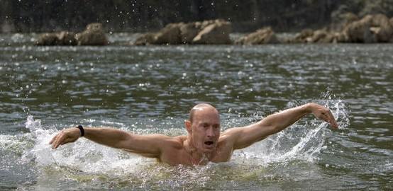 30 фотографий В. Путина, демонстрирующие «твердость» и «нежность»