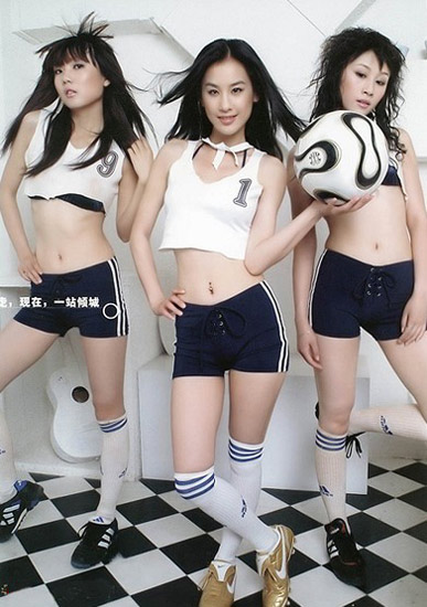 В преддверии Азиатских игр звезды демонстрируют красоту спортивной одежды2