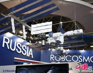 Стенды России на Чжухайском авиасалоне привлекают внимание посетителей