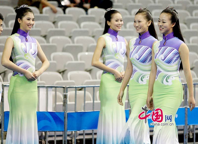 Красивые «Мисс Этикет» на Азиатских играх в Гуанчжоу1