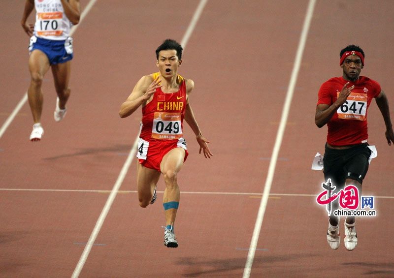 Лао И завоевал первую для Китая золотую медаль в соревновании по бегу на 100 метров в истории Азиатских игр 1