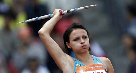 Юлия Тарасова из Узбекистана завоевала золотую медаль в финале соревнованию по семиборью в Азиатских играх в Гуанчжоу 