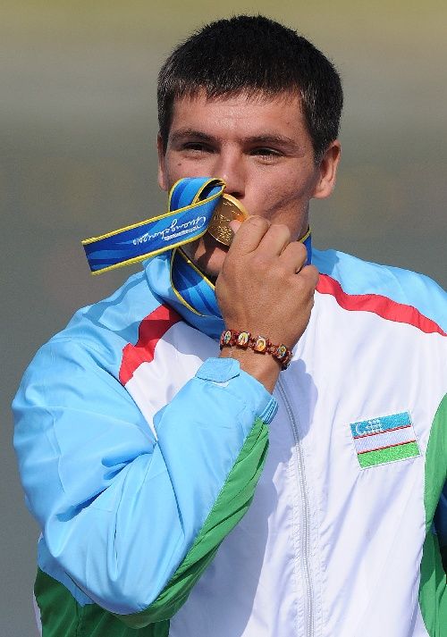 Спортсмен из Узбекистана стал победителем соревнования по одиночной гребле на каноэ 2