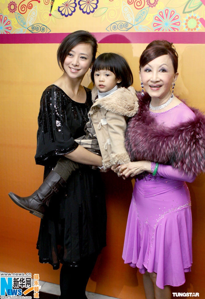 Фото: Вон Хун и ее красивая дочка2