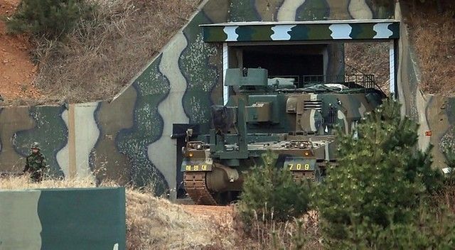 Тяжелая южнокорейская гаубица К9 участвовала в совместных военных учениях РК и США 4
