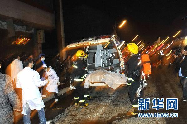6 человек погибли, 34 получили ранения в результате взрыва в интернет-кафе в китайской провинции Гуйчжоу