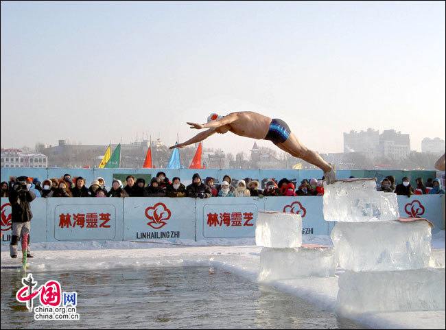Популярные выступления с зимним плаванием в Харбине
