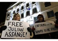 Создатель сайта 'Викиликс' получил разрешение выйти на свободу под залог