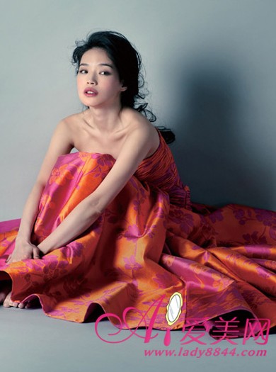 Коллекция фотографий сексуального сочетания одежды актрисы Шу Ци