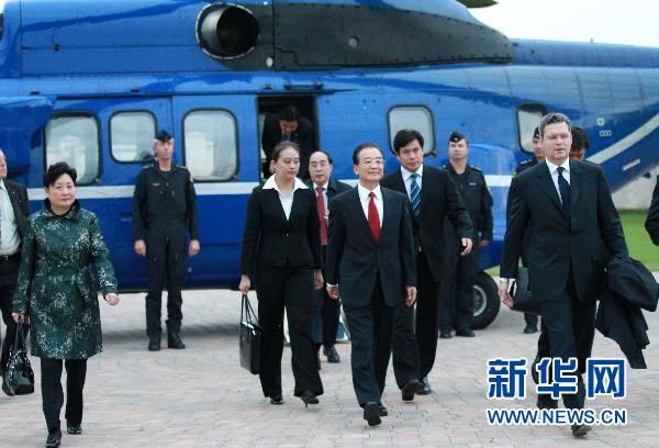 Лучшие дипломатические фотографии китайских руководителей 2010 года 