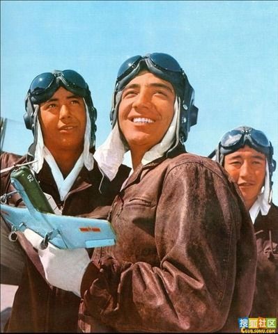 Агитационно-пропагандистские фотографии ВВС Китая в 70-е годы прошлого века 