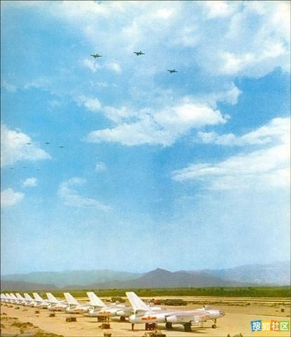 Агитационно-пропагандистские фотографии ВВС Китая в 70-е годы прошлого века 