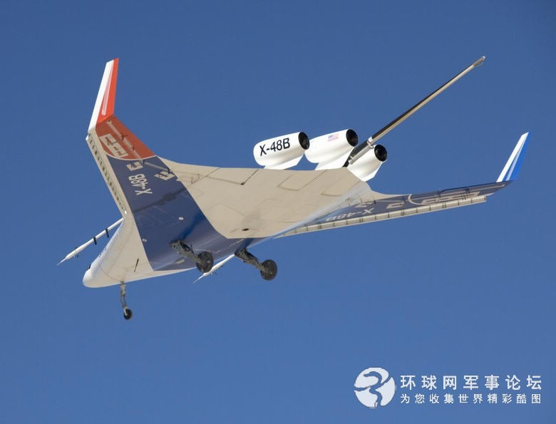 Самолет США «X-48B»