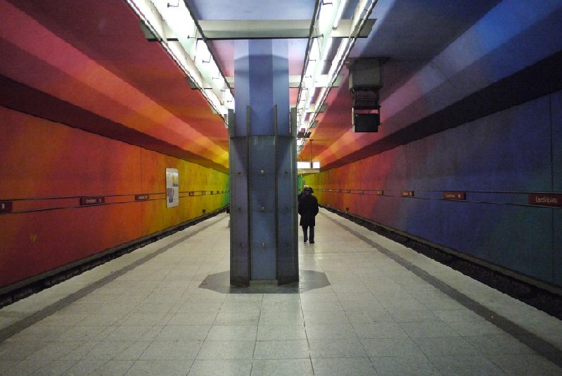 Самые интересные станции метро в мире