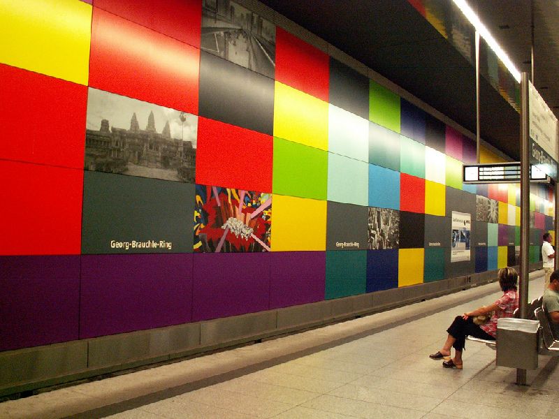 Самые интересные станции метро в мире