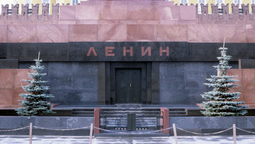Более 200 тыс человек проголосовали по вопросу о захоронении Ленина