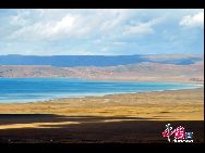 Намцо – самое крупное озеро в Тибетском автономном районе, второе по величине соленое озеро в КНР и самое высокое в мире - относительно уровня моря. 