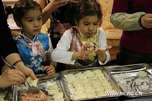 Праздничные мероприятия проходят за рубежом в связи с приближением праздника Весны 