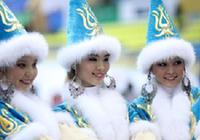 Красавицы, награждающие на 17-х зимних Азиатских Играх 1