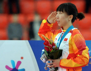 /Азиада-2011/Китайская конькобежка Ван Фэй выиграла золото Азиады1