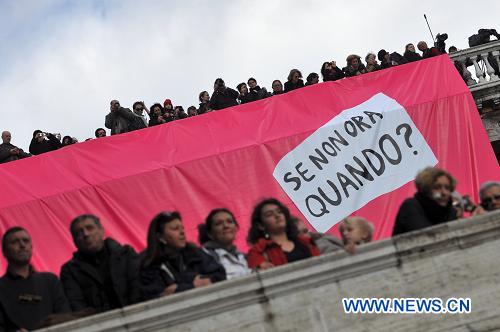 Итальянские женщины вышли на митинг против Берлускони